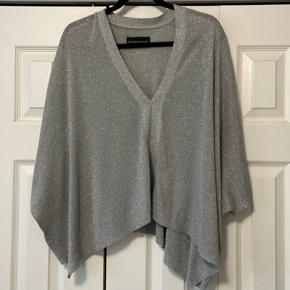 Elegant Silver V-Neck Women's Top